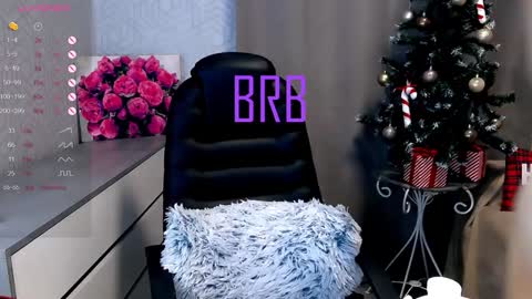 Megan online show from December 29, 9:39 am