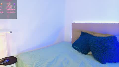 Nicolas online show from November 26, 8:21 pm