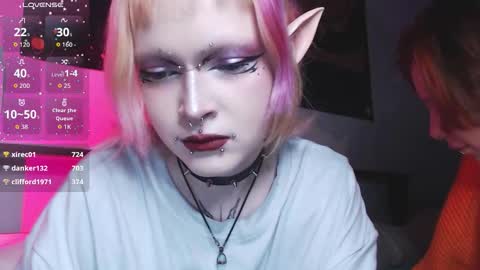 Snapshot of _nicole_meow_ chatting on November 28, 9:50 pm Nicole online show from November 28, 9:50 pm