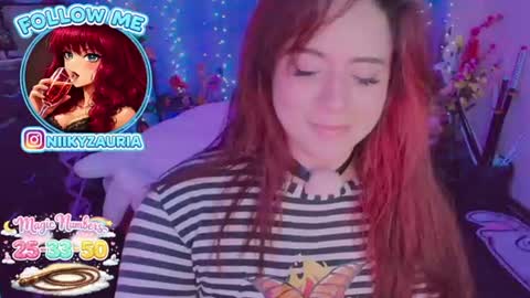 niiky online show from June 14, 2:24 am