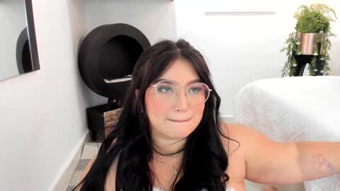   online show from December 20, 12:38 pm