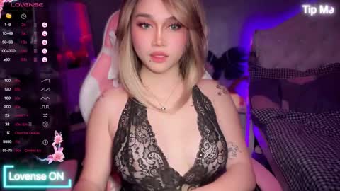Lily online show from September 19, 5:13 pm