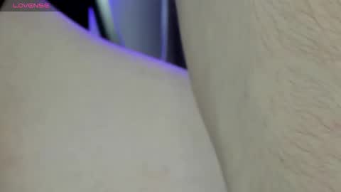 Noa Smith online show from November 13, 2:49 pm