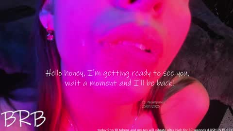 _noahjones online show from January 27, 11:54 am