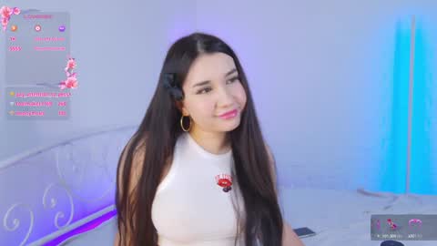 Snapshot of _noell_ chatting on December 7, 5:42 pm Vivian online show from December 7, 5:42 pm