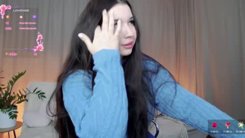 Snapshot of _noell_ chatting on January 19, 2:17 pm Vivian online show from January 19, 2:17 pm