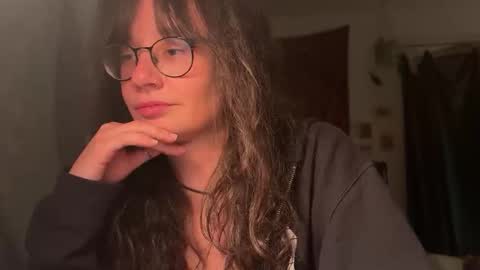 Mila online show from March 25, 10:16 pm