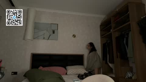 Mikayla online show from June 14, 7:49 pm