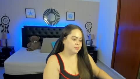 Snapshot of _oliviajoness chatting on April 25, 12:41 pm Olivia jones online show from April 25, 12:41 pm