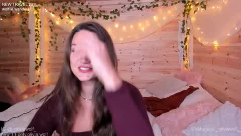 Snapshot of _oliviawolf__ chatting on March 13, 9:54 pm Olivia Wolf online show from March 13, 9:54 pm