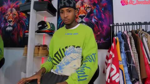 Kevin  online show from October 31, 9:10 am