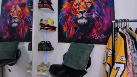 Kevin  online show from December 18, 10:21 am