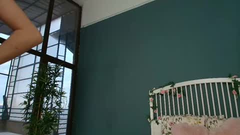 Snapshot of _parishill chatting on March 24, 5:01 am Alisa online show from March 24, 5:01 am