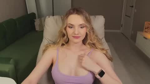 Snapshot of _passion_show_ chatting on April 16, 2:29 pm Tina online show from April 16, 2:29 pm