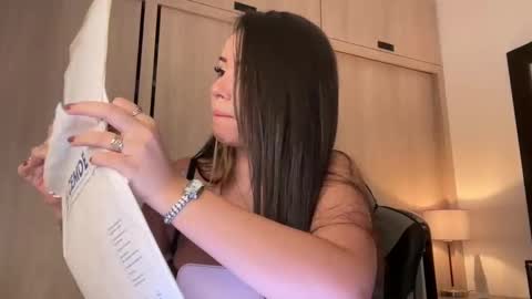 Snapshot of _paulah2 chatting on September 11, 9:04 pm _paulah2 online show from September 11, 9:04 pm