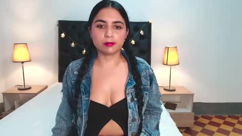 Paulina online show from January 8, 1:24 pm