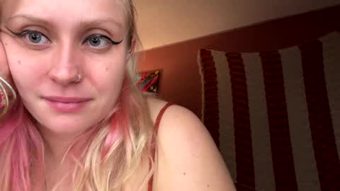 _peaceoutgirlscout_ online show from October 13, 12:21 am