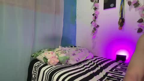 esteban online show from June 8, 4:13 am