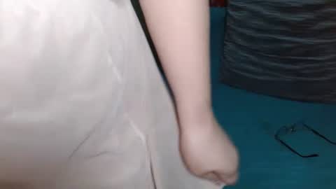 Snapshot of _pinayglamourbum_143xxx_ chatting on May 6, 7:13 am Pinaylovelybum online show from May 6, 7:13 am
