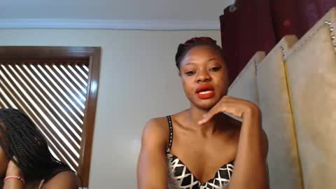 pixie online show from February 7, 6:14 am