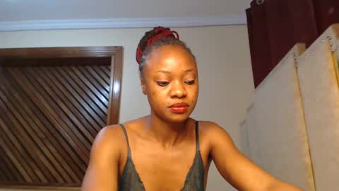 pixie online show from February 11, 5:07 pm