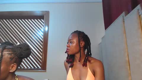pixie online show from March 6, 12:19 pm