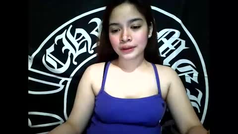 _preciousmoira online show from April 16, 12:50 pm