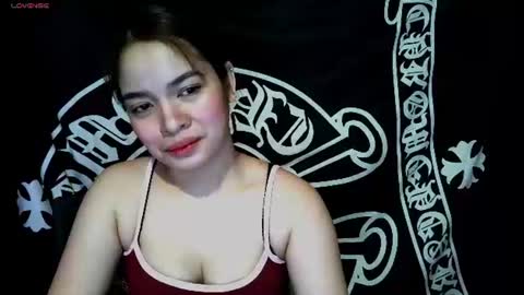 Snapshot of _preciousmoira chatting on June 9, 12:22 am _preciousmoira online show from June 9, 12:22 am