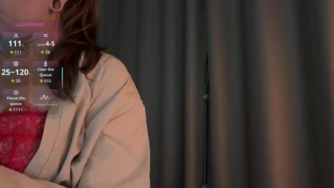  HADLY today day-off see u online 0112  online show from December 5, 2:25 pm