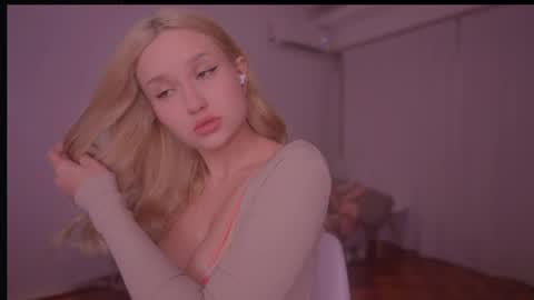 Eva online show from May 21, 11:01 pm