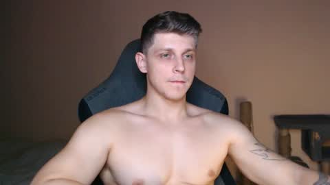 Vampire online show from July 28, 4:19 am