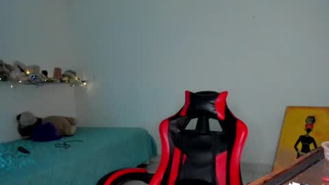 Stefany online show from June 6, 11:48 am
