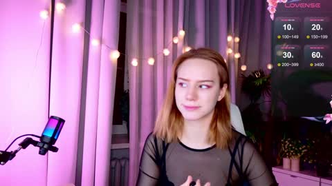 Snapshot of _ramona__ chatting on January 2, 5:46 am im Amy online show from January 2, 5:46 am