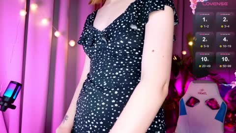 Snapshot of _ramona__ chatting on January 3, 5:28 am im Amy online show from January 3, 5:28 am