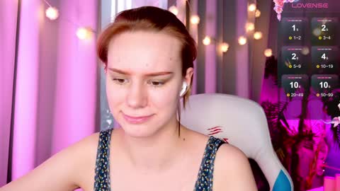 Snapshot of _ramona__ chatting on January 10, 9:23 am im Amy online show from January 10, 9:23 am