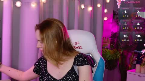 Snapshot of _ramona__ chatting on January 28, 6:05 am im Amy online show from January 28, 6:05 am