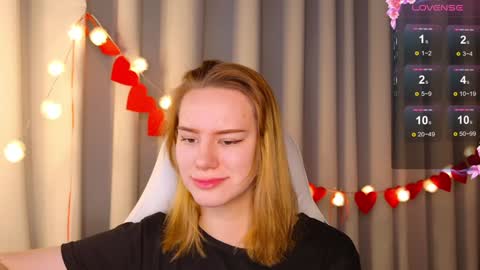 Snapshot of _ramona__ chatting on February 8, 6:12 am im Amy online show from February 8, 6:12 am