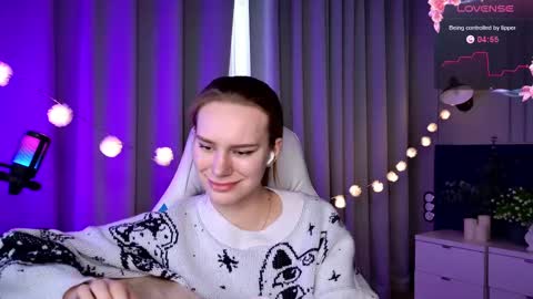 Snapshot of _ramona__ chatting on March 2, 8:48 am im Amy online show from March 2, 8:48 am