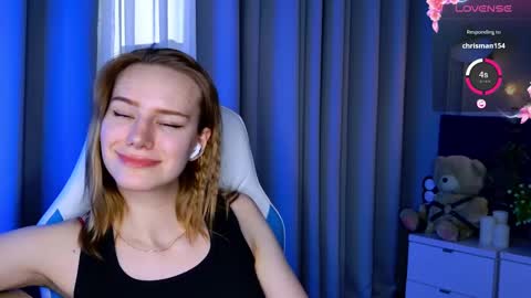 Snapshot of _ramona__ chatting on March 6, 9:47 am im Amy online show from March 6, 9:47 am