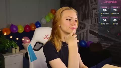 Snapshot of _ramona__ chatting on September 18, 6:15 am im Amy online show from September 18, 6:15 am