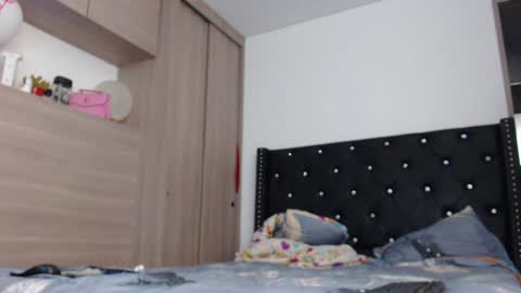 Snapshot of _ravenna_ chatting on February 5, 3:13 am Samara Romero online show from February 5, 3:13 am