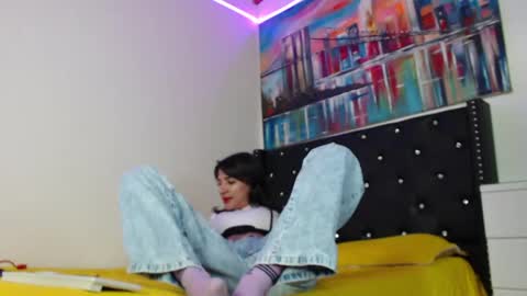Snapshot of _ravenna_ chatting on April 23, 1:29 am Samara Romero online show from April 23, 1:29 am
