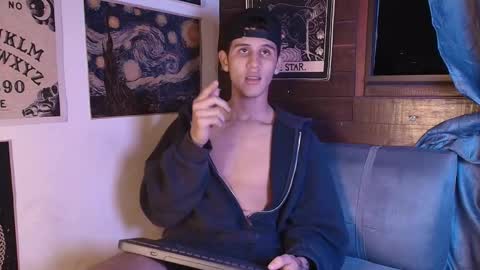 Snapshot of _realwav chatting on September 24, 3:21 am wav online show from September 24, 3:21 am