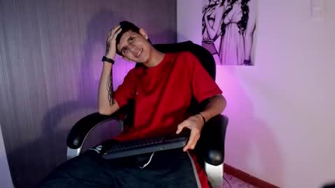 Snapshot of _realwav chatting on October 30, 7:54 am wav online show from October 30, 7:54 am