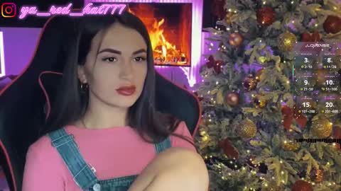 Snapshot of _red_hat_7 chatting on December 16, 6:57 pm -RED HAT- online show from December 16, 6:57 pm