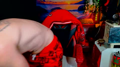 Snapshot of _redxxx chatting on February 3, 9:31 pm REDxxx online show from February 3, 9:31 pm