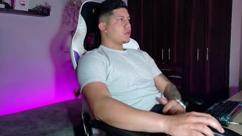 Roberto online show from December 20, 11:28 am