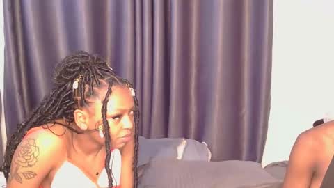 Snapshot of _roxxana chatting on April 26, 3:15 am Roxxana online show from April 26, 3:15 am