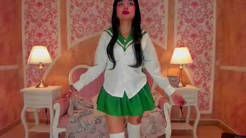     1430  2100  -5  online show from December 15, 8:13 pm