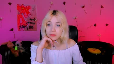 sabrina  online show from May 31, 8:21 am